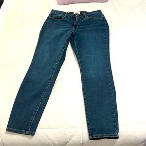 Universal Thread Goods Company- High Rise Skinny Jeans